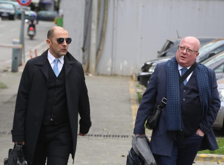 Sot mbahet seanca për Berishën, avokatët mbërrijnë në GJKKO