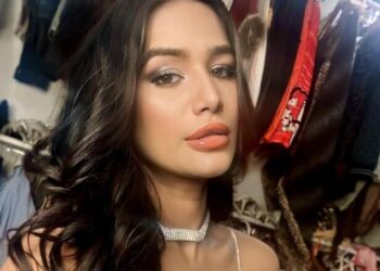 Modelja inskenoi ‘vdekjen’ nga kanceri, bind gratë që të testohen