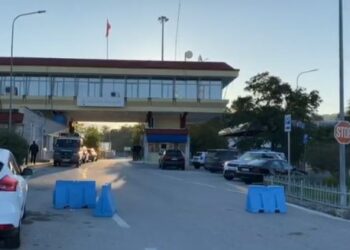 Protesta e fermerëve ‘paralizon’ punën në Kakavijë