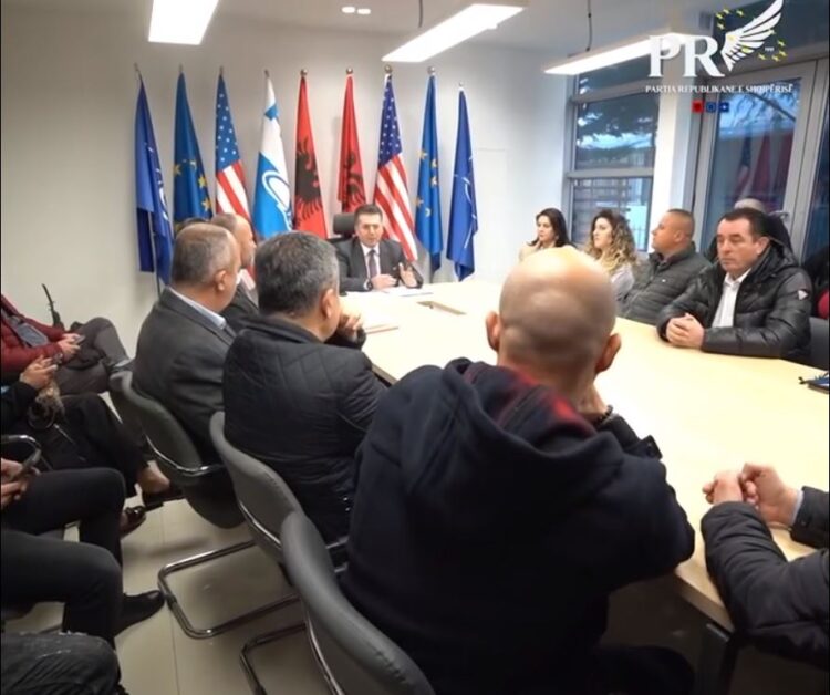 Mediu me strukturat e partisë: 20 Shkurti është dita e shqiptarëve