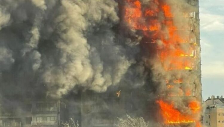 VIDEO/ Përfshihet nga flakët ndërtesa 14 katëshe