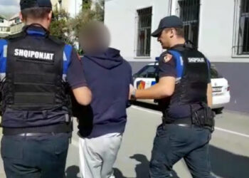 Kishin planifikuar një vrasje, arrestohet 33-vjeçari në Vlorë