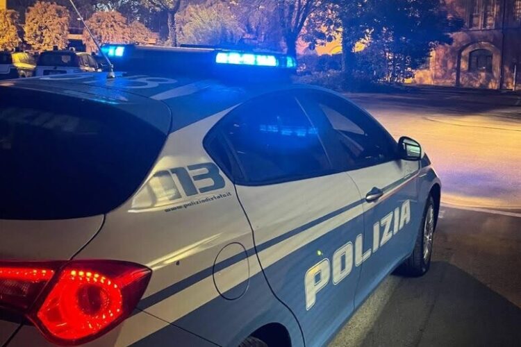 Kërcënohet gjyqtarja italiane, i lënë kokën e prerë të dhisë…