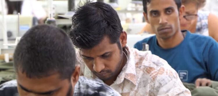 A funksionoi eksperimenti i zëvendësimit të shqiptarëve me emigrantë?