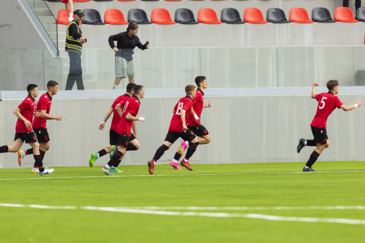 Kombëtarja U-16 nis grumbullimin, trajneri Behari publikon listën