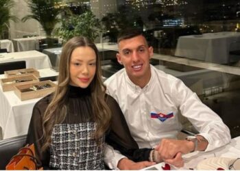 Uzuni tepër romantik me partneren, ja dhurata për Shën Valentin