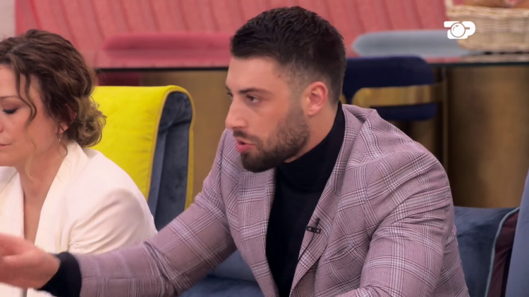 Meritoni “mollë sherri” mes Romeos dhe Ilnisës