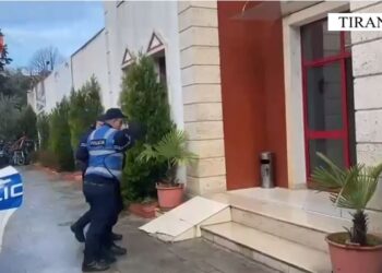 Përndoqi një vajzë, arrestohet 41-vjeçari në Tiranë