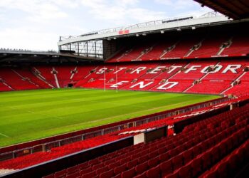 UEFA refuzon të ndryshojë rregullat, United rrezikon Europën