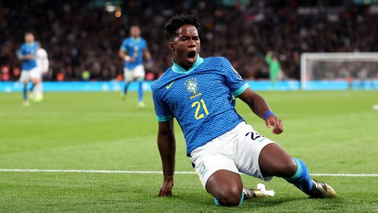 (Video) Talenti 17-vjeçar i Realit ndëshkon Anglinë