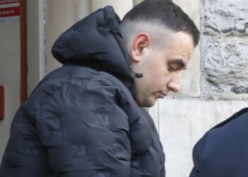 Shkoi në Irlandë me gruan, shqiptari kapet me drogë/ Borxhi 15 mijë eurosh, ja sa dënohet…