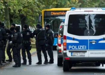 Armë, municione dhe drogë, arrestohet shqiptari në Gjermani/ Ja si u zbulua