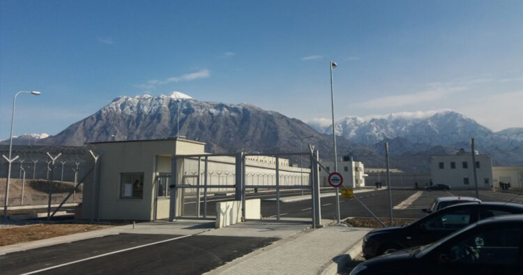 Të burgosurit e Reçit apel deputetëve të opozitës: Votoni amnistinë