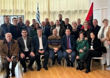 Krijohet Diaspora Shqiptare në Greqi, takime me politikanë helenë