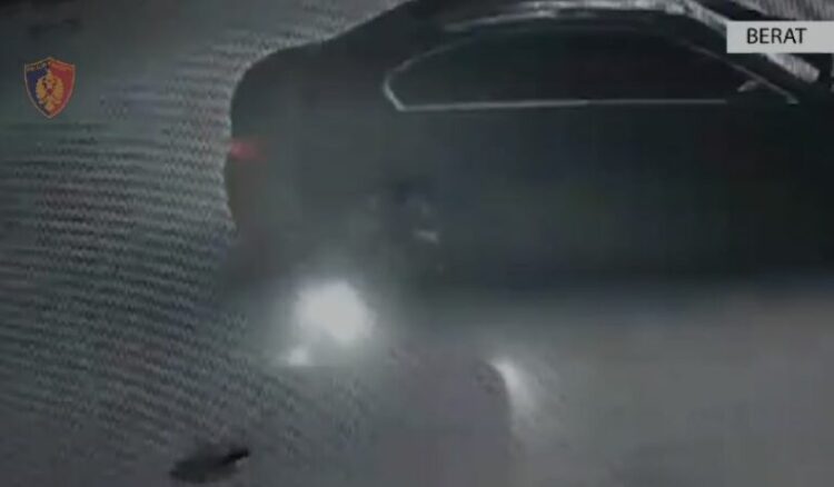 Kryente lëvizje të rrezikshme me makinë, shoferit i hiqet patenta