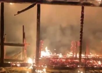 VIDEO/ Shkrumbohet një lokal në Radhimë, shkak…