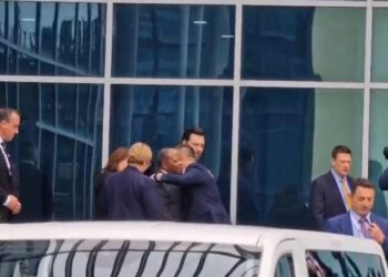 Zyrtari amerikan takim me Dumanin, pritet takim edhe me Ramën