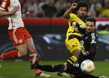 VIDEO/ Bayern dorëzohet, Dortmundi fiton pas 10 vitesh në bavari
