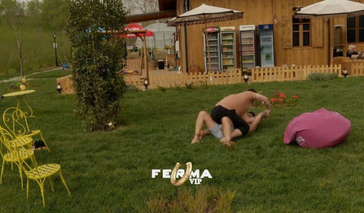 Ç’ndodhi në fermë? Përleshen Albano dhe Roberti – VIDEO