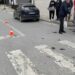 Aksident në Berat, motori përplaset me makinën dhe ndahet në mes