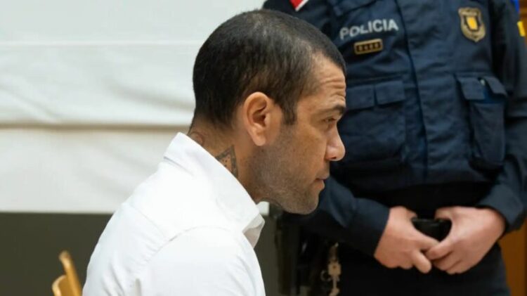 Gjykata e Barcelonës liron Dani Alves, por duhet të…