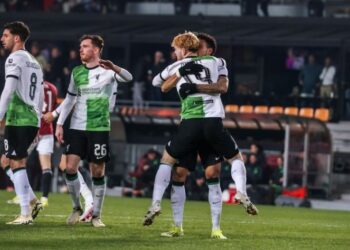 Liverpool shkatërron Sparta Pragën, Ajax barazon me Aston Villa. Super Zhegrova