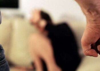 E pazakontë në Librazhd/ 53-vjeçari godet me grushte kamarieren