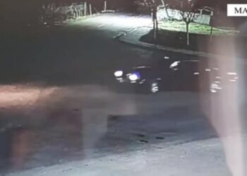 Bëri drift me makinë në zonë të banuar, e pëson i riu