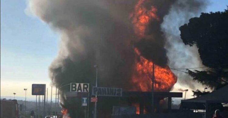 Shpërthen depozita e karburantit në Ballsh (VIDEO)