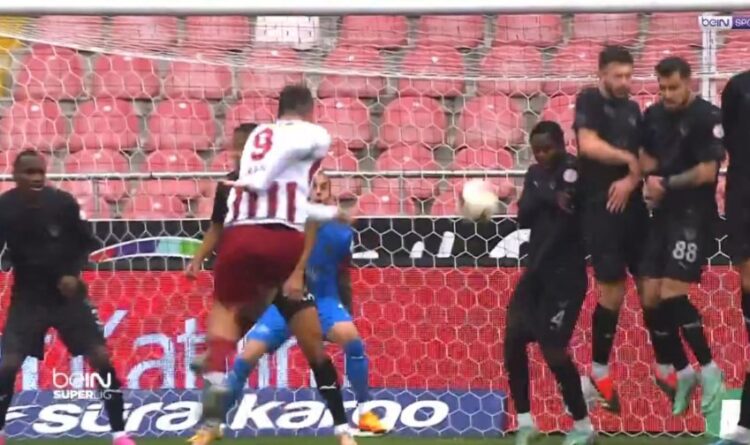 Manaj shënon përsëri, zbulohet shpejtësia marramendëse e topit