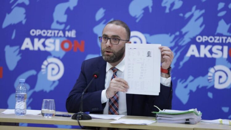 Bardhi dorëzon në SPAK dosjen “Xibraka”: Të hetohet Olsi Rama