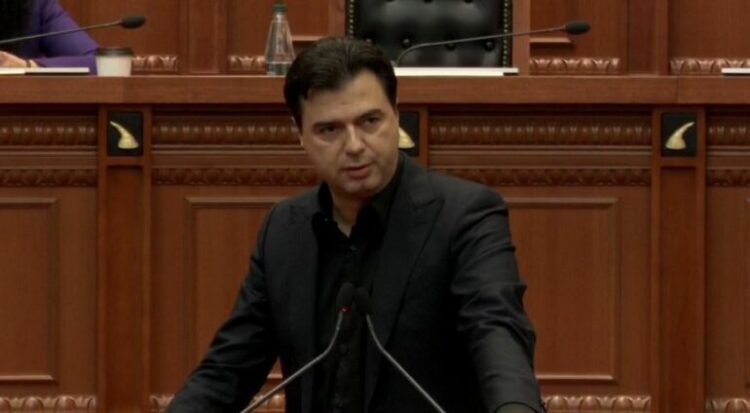 Basha ironizon paktin PS-opozitë: A ishin këta që u zunë me muaj…