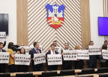 Pas tensioneve politike e protestave, Beogradi rishkon në zgjedhje