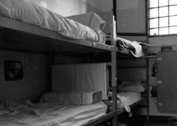 Shqiptari përleshet me dy afrikano-veriorë në burgun e Ternit, plagosen dy gardianë