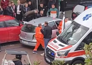 Aksident në qendër të Elbasanit, një i plagosur