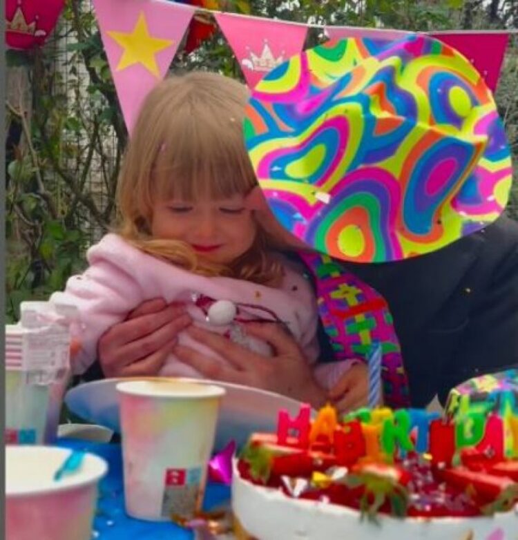 Pas sherrit dhe divorcit, Princ Leka feston ditëlindjen me të bijën