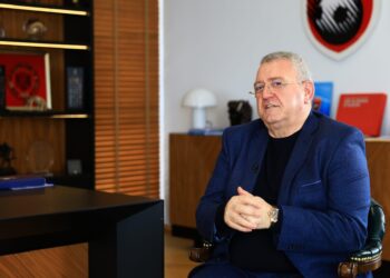 Duka: Asllani, një Modriç i vogël. Presim Kumbullën, Gjimshiti një lider