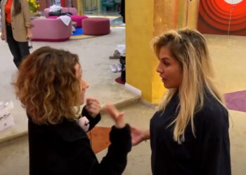 “I ke problem burrat që janë me ndonjë grua?”- Egla Ceno dhe Ilnisa Agolli, debat të ashpër