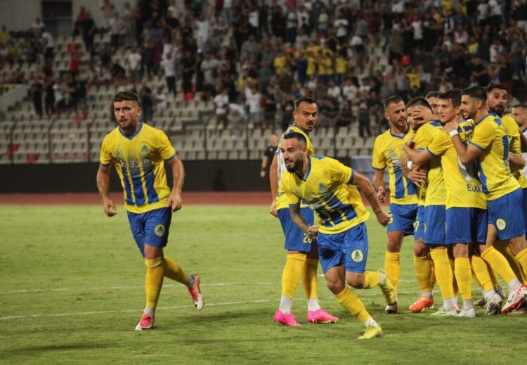 AF Elbasani përmbys Lushnjën dhe rimerr kreun e Kategorisë së Parë