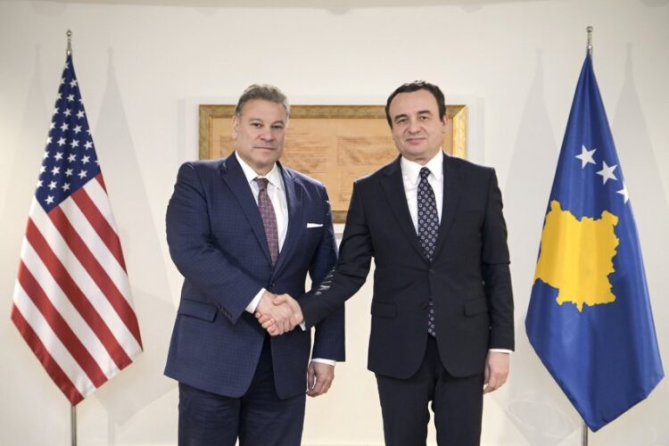 Escobar: SHBA ka punuar në favor të Kosovës dhe ajo duhet të dëgjojë