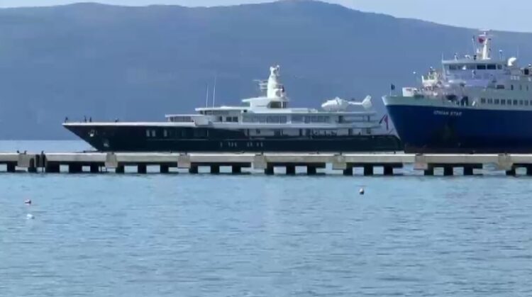 Me helikopter në bord, ankorohet në portin e Vlorës jahti luksoz