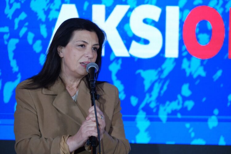 Topalli: Moment reflektimi për tu bashkuar për rrëzimin e regjimit