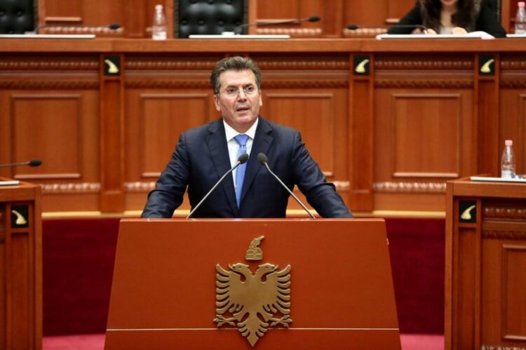 Reforma Zgjedhore dhe Listat e Hapura, Mediu: Kush vjedh duhet të…