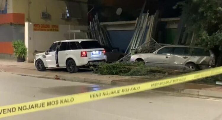 Aksident me vdekje në Fier, një person humb jetën