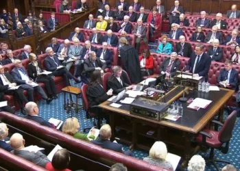 Transferimi i emigrantëve në Ruanda, Dhoma e Lordëve kundër planit të Qeverisë