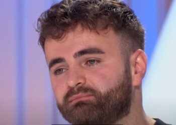 VIDEO/ I riu nga Kosova përlot jurinë në audicionet e “American Idol”