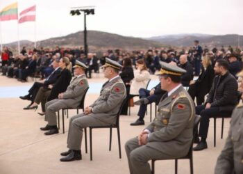 Deputetët e opozitës u lanë pa karrige, Gjekmarkaj letër Ramës: Zarbo Peleshi s’mund të…