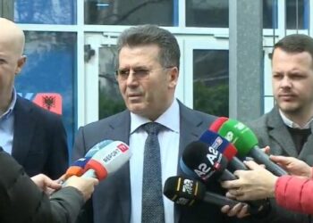 Mediu pas seancës: S’po del asnjë e dhënë e re, dëshmitarë formalë