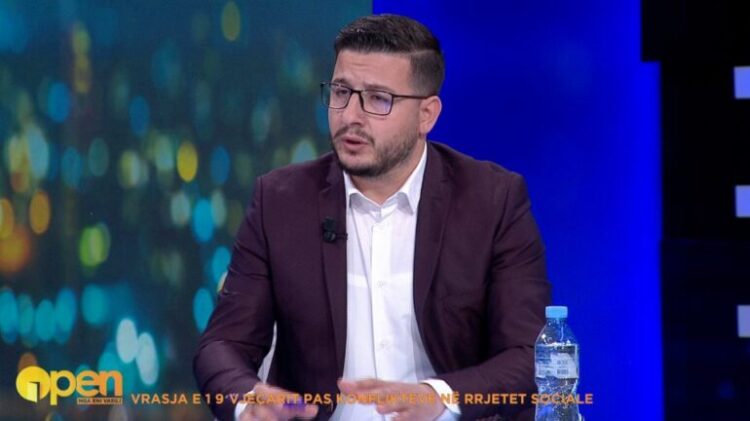 Vrasja e 19-vjeçarit në Fier, të rinjtë u konfliktuan në ‘TikTok’