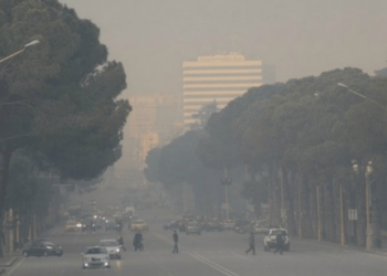 Mjekët: Pluhuri saharian rëndoi alergjikët dhe asmatikët